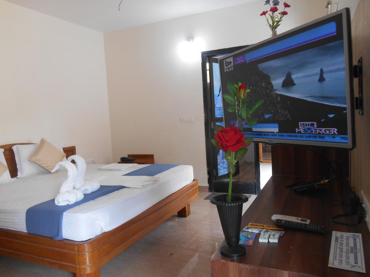 Hotel M J Residency Puri Buitenkant foto